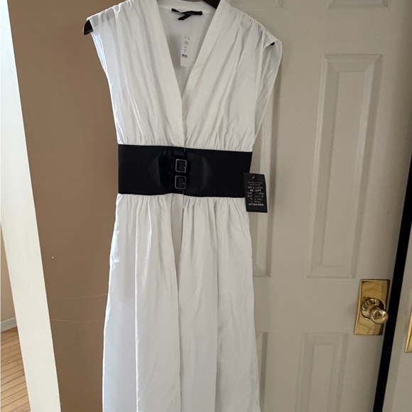 White House Black Market Dresses & Skirts - White House Black Market Cap Sleeve Belted Midi Dress